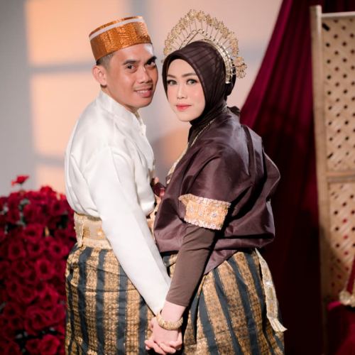 Hivni & Ira