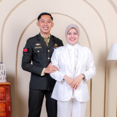 Ayu & Erwin